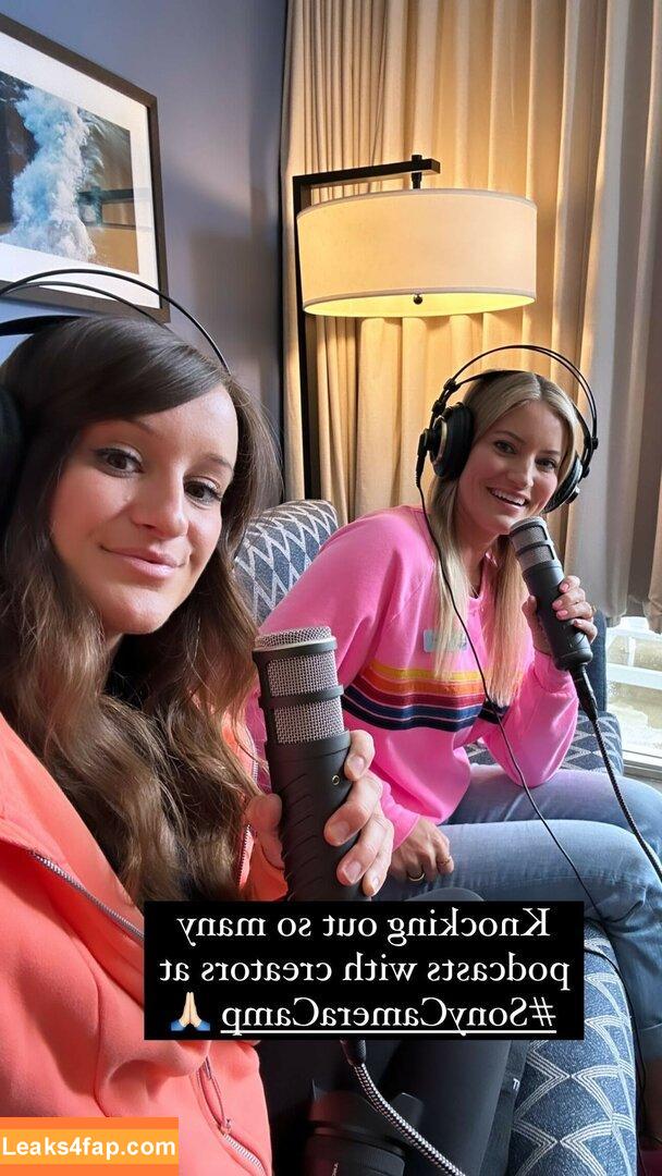 iJustine / Justine Ezarik leaked photo photo #0059