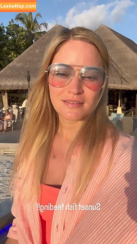 iJustine / Justine Ezarik leaked photo photo #0078