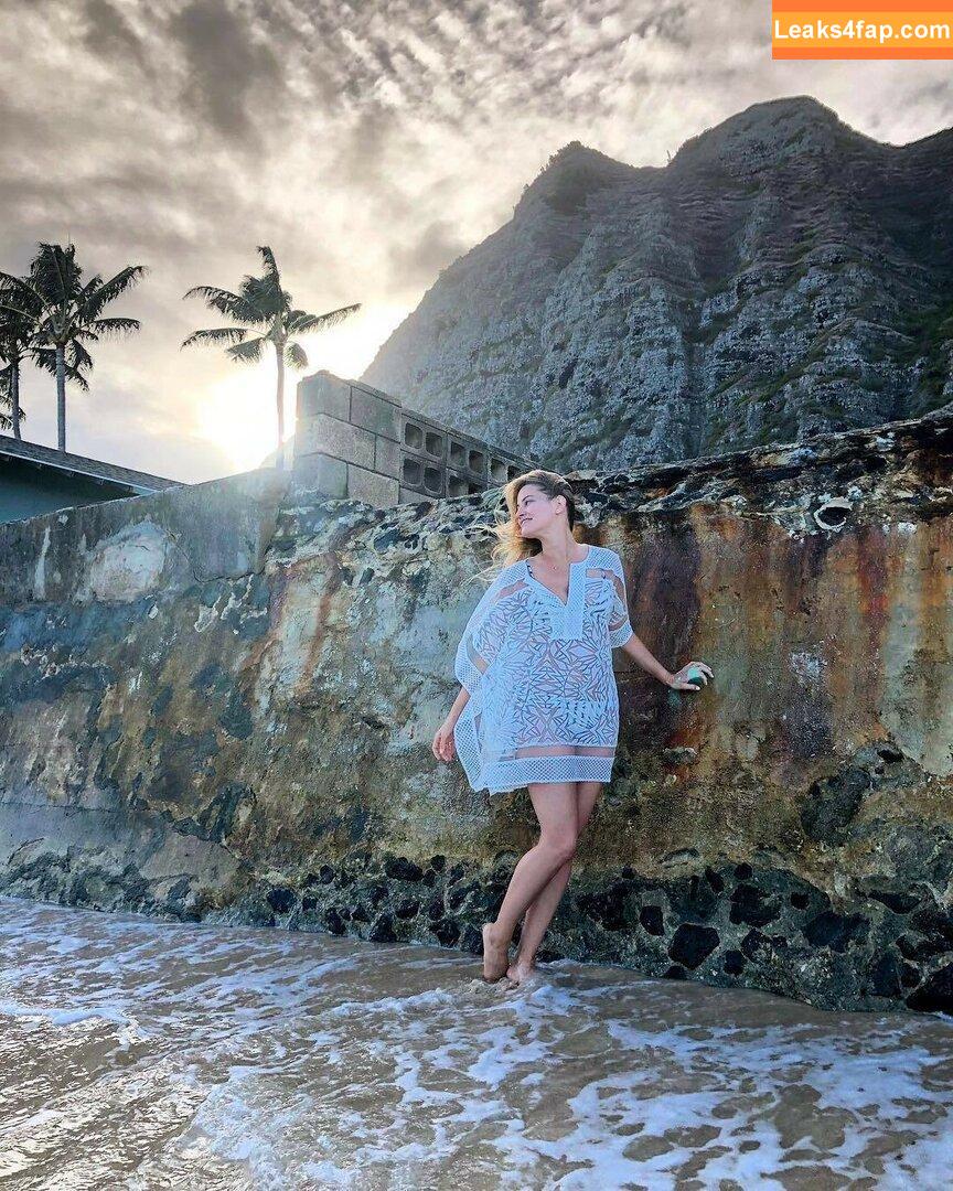 iJustine / Justine Ezarik leaked photo photo #0112