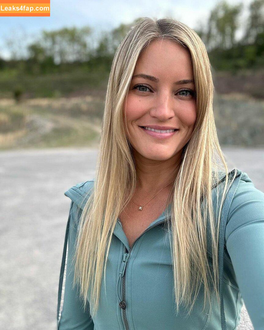 iJustine / Justine Ezarik leaked photo photo #0131