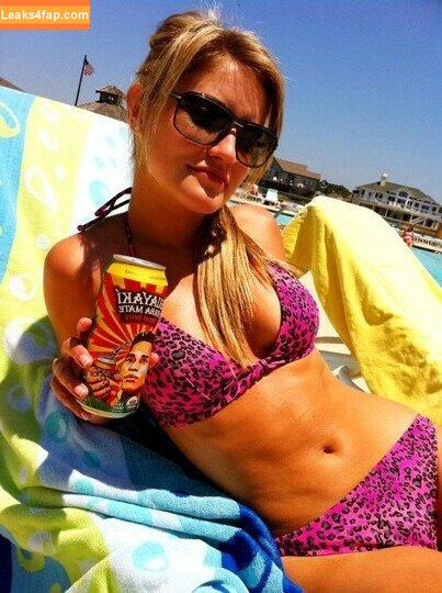 iJustine / Justine Ezarik слитое фото фото #0143
