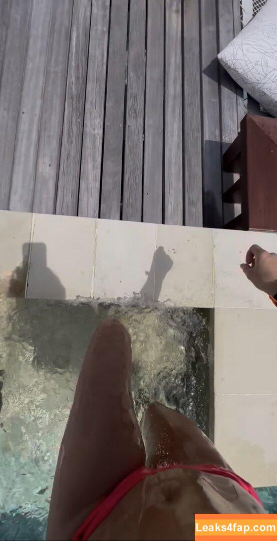 iJustine / Justine Ezarik leaked photo photo #0149