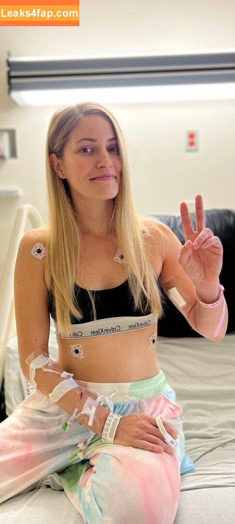 iJustine / Justine Ezarik leaked photo photo #0164