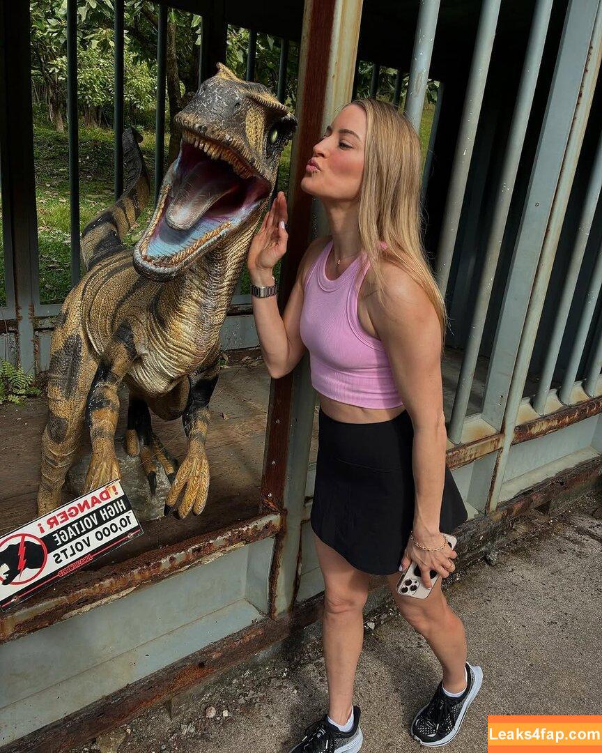 iJustine / Justine Ezarik leaked photo photo #0329