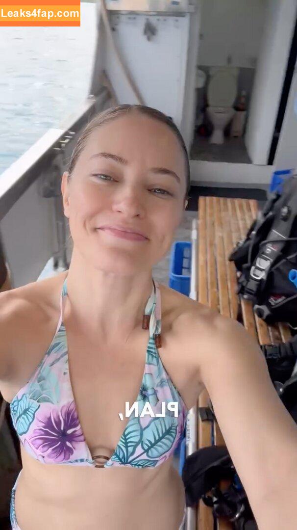 iJustine / Justine Ezarik leaked photo photo #0334