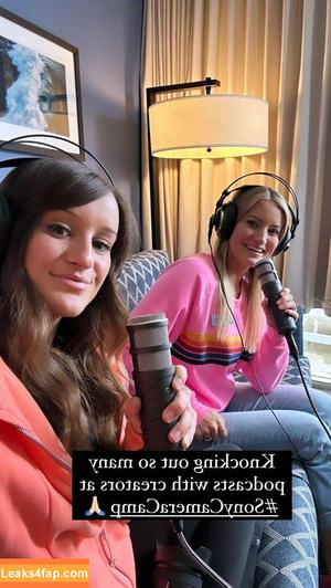 iJustine photo #0059