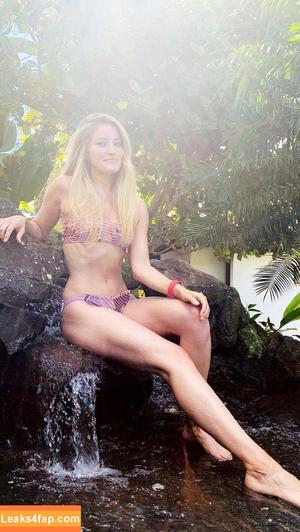 iJustine photo #0124