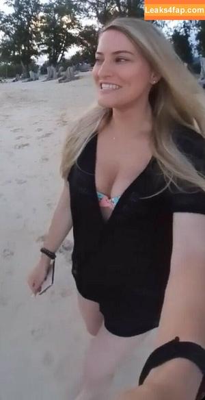 iJustine photo #0127