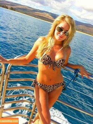 iJustine photo #0139