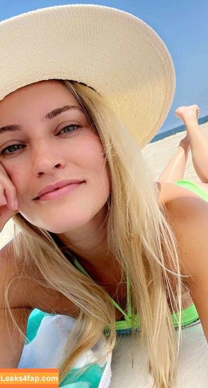 iJustine photo #0145