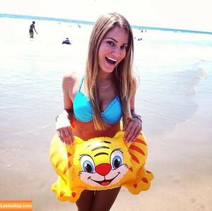 iJustine photo #0190