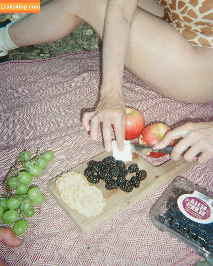 Ilana Glazer / ilana leaked photo photo #0084