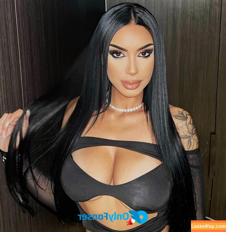 ilariacarioni /  leaked photo photo #0003