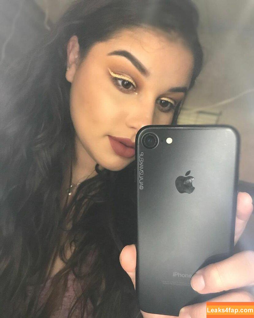 Ilianna / xoxoilianna leaked photo photo #0017