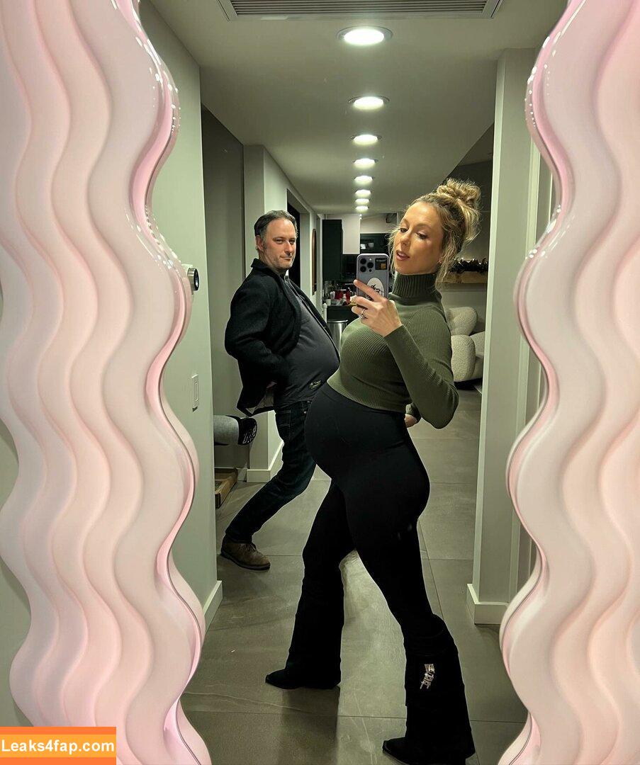 Iliza Shlesinger / ilizas leaked photo photo #0024