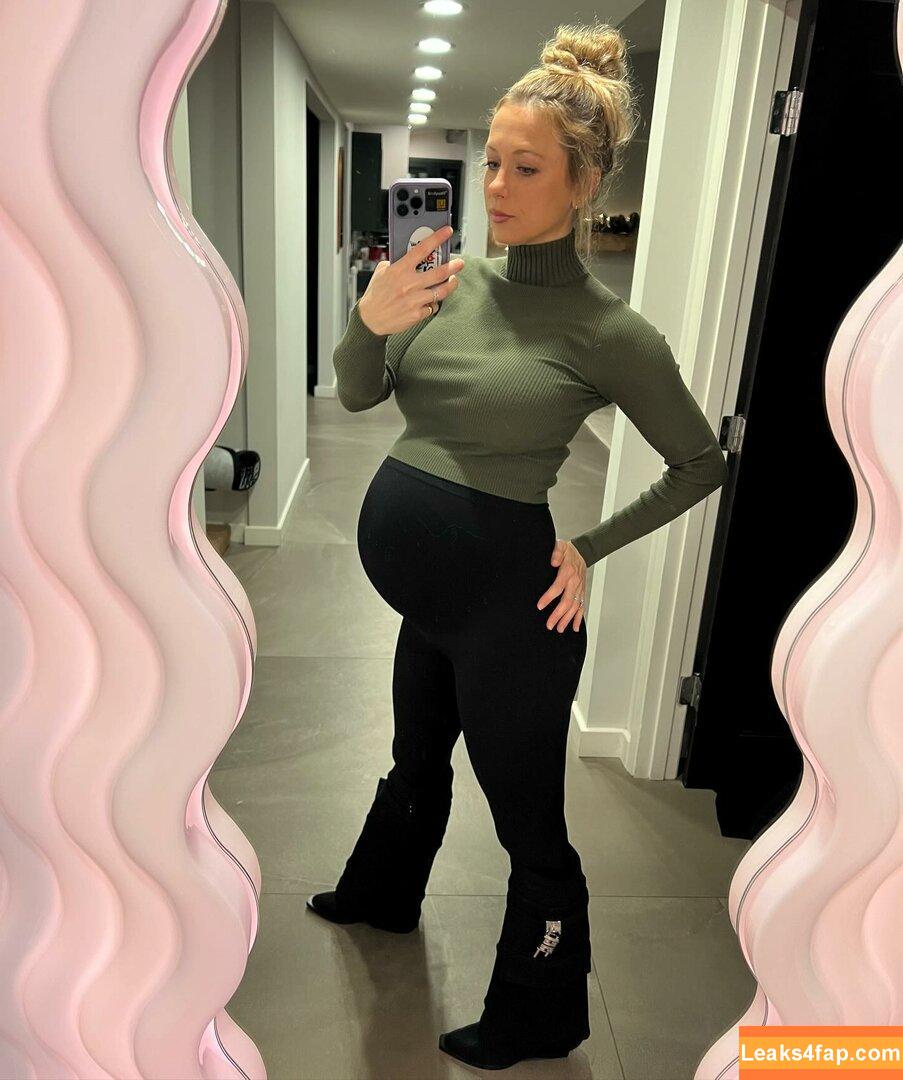 Iliza Shlesinger / ilizas leaked photo photo #0028