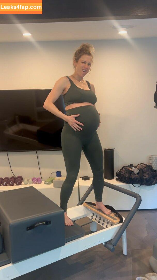 Iliza Shlesinger / ilizas leaked photo photo #0058