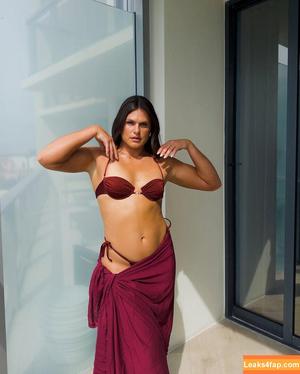 Ilona Maher photo #0095