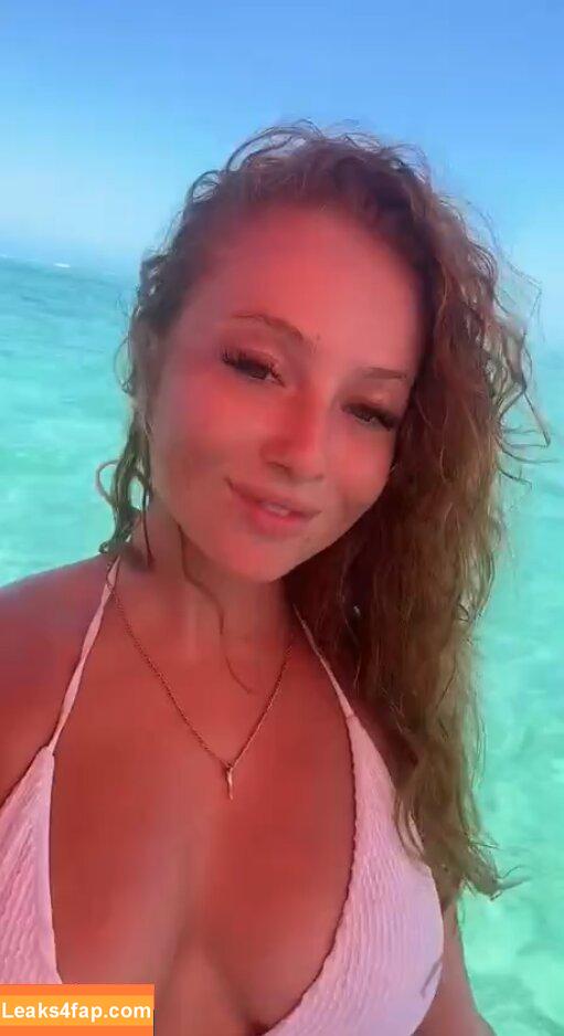 Ilonaaln /  leaked photo photo #0349