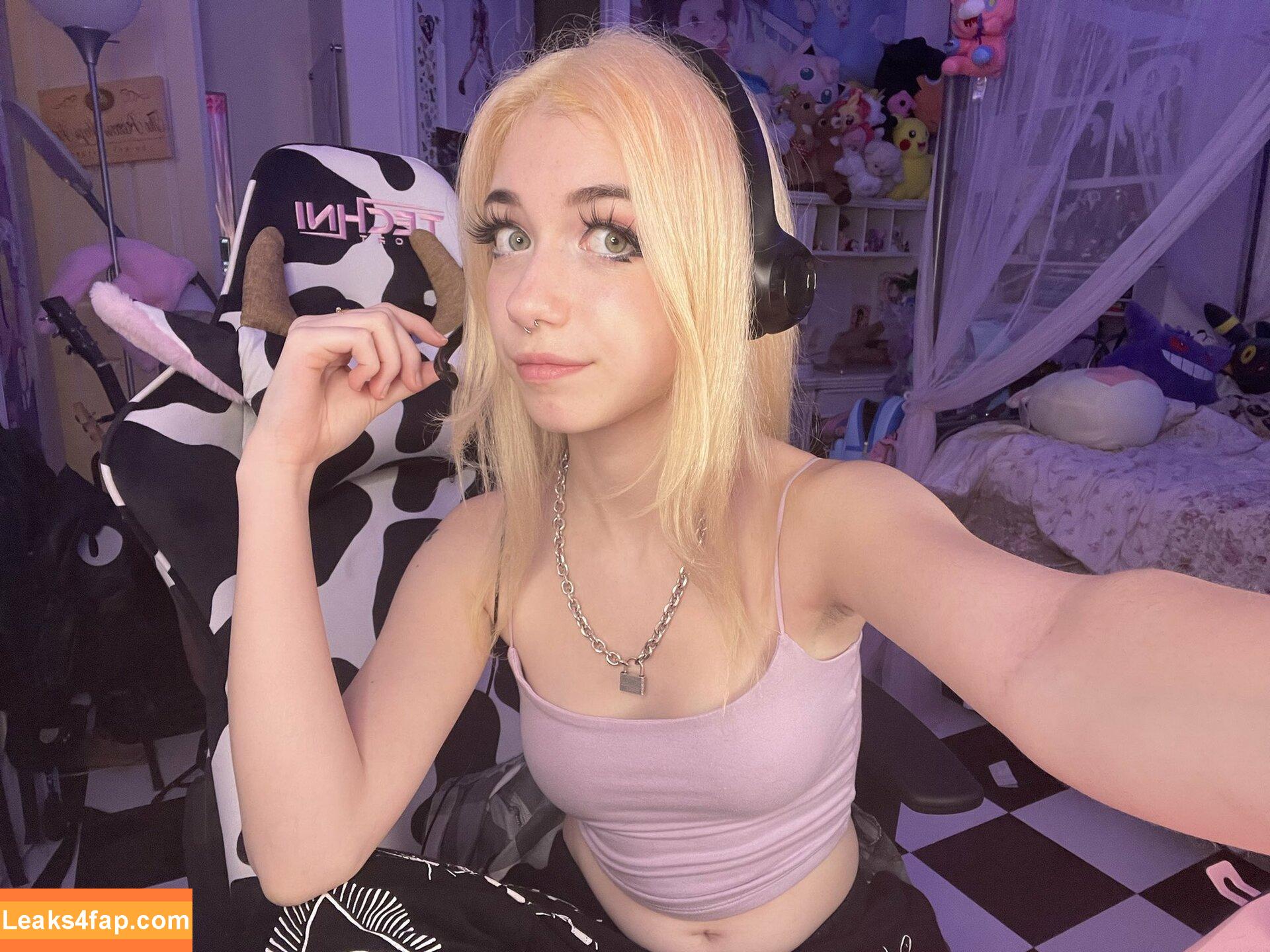 Iluvmeww /  leaked photo photo #0007