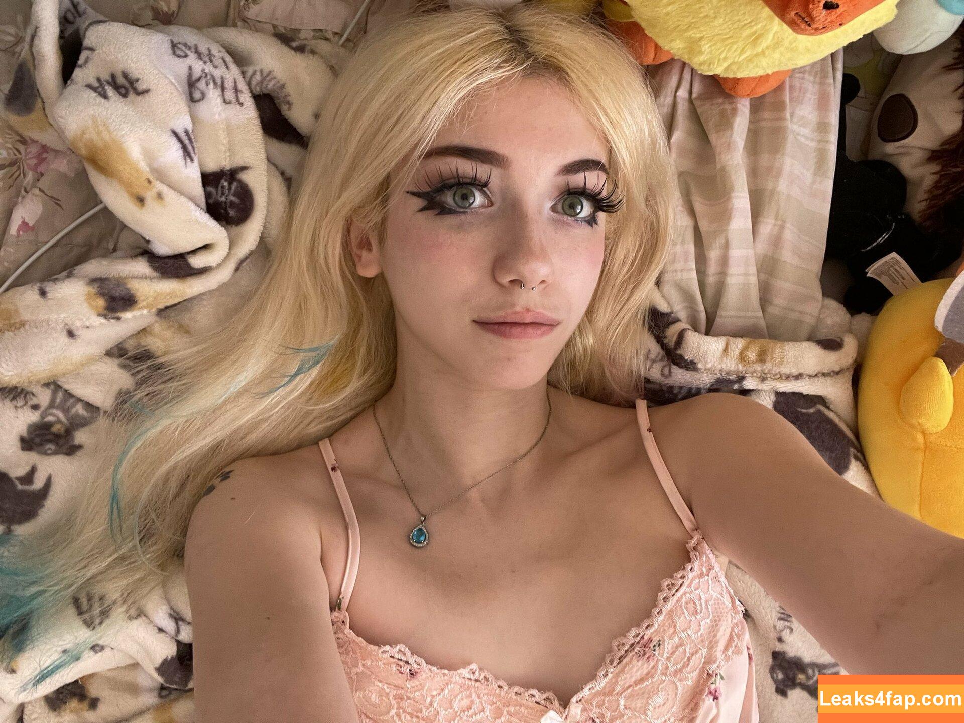 Iluvmeww /  leaked photo photo #0039