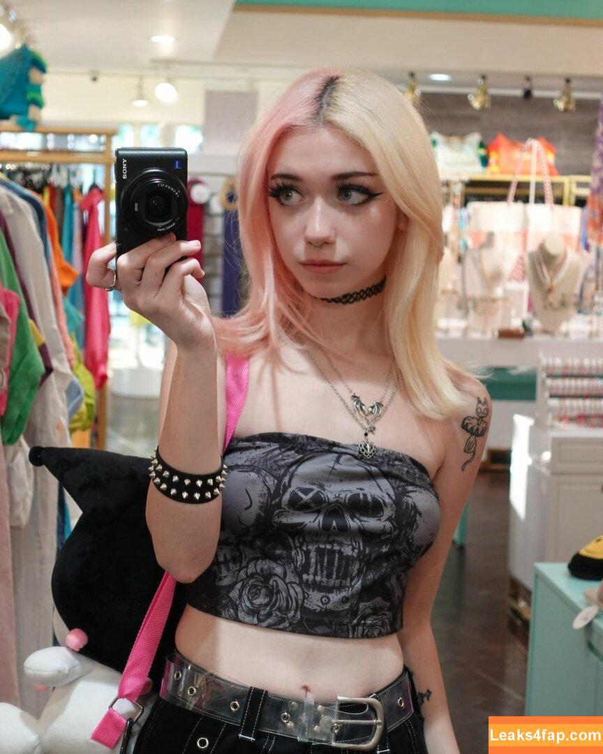 Iluvmeww /  leaked photo photo #0089
