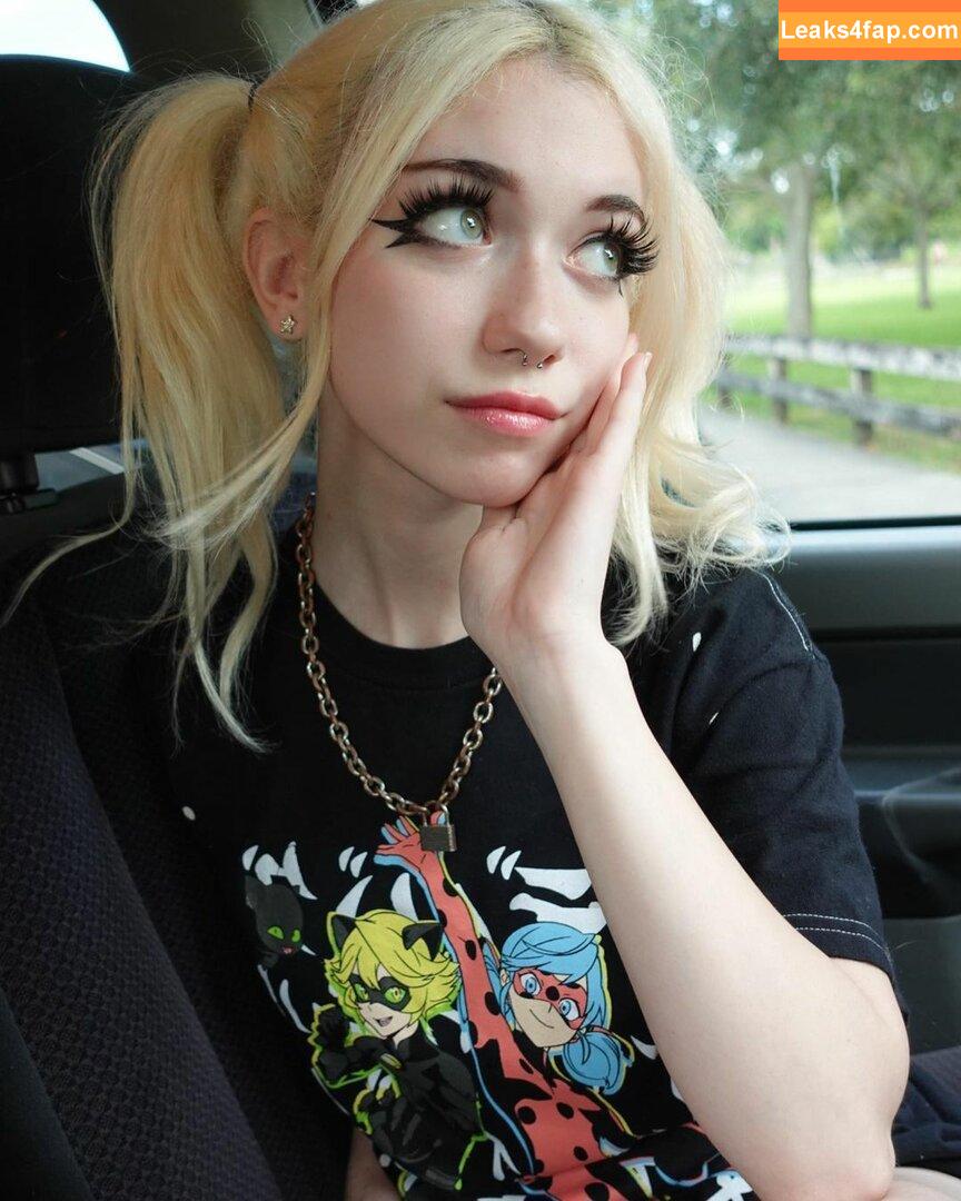 Iluvmeww /  leaked photo photo #0251