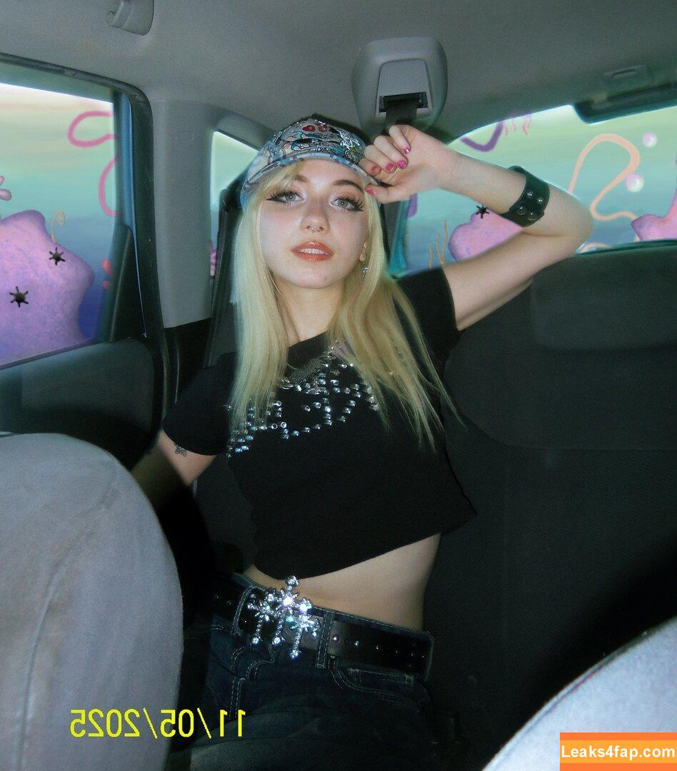 Iluvmeww / iluvmey leaked photo photo #0675