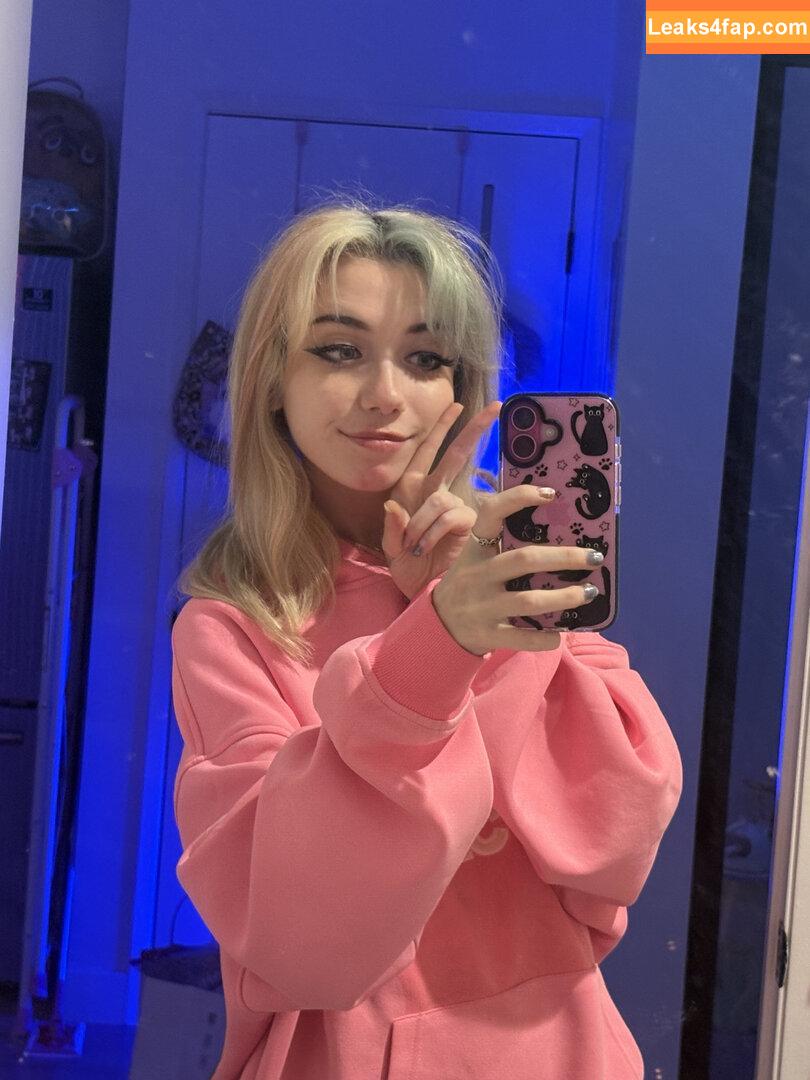 Iluvmeww / iluvmey leaked photo photo #0763