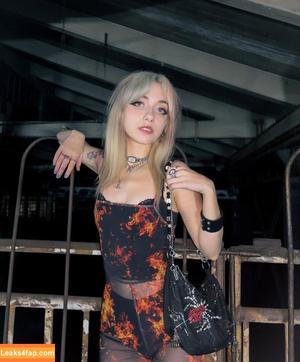 Iluvmeww photo #0705