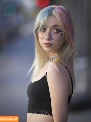 Iluvmeww photo #0715