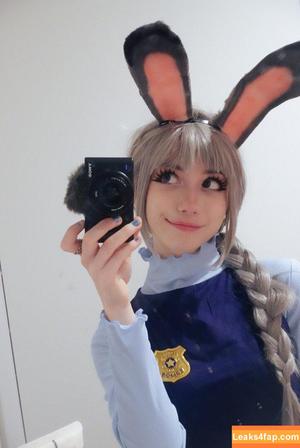 Iluvmeww photo #0720