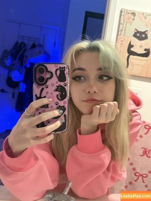 Iluvmeww photo #0766