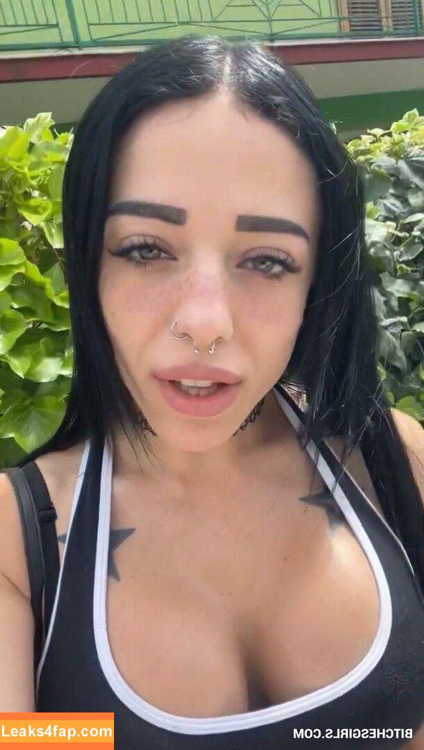 Im Violet /  leaked photo photo #0004