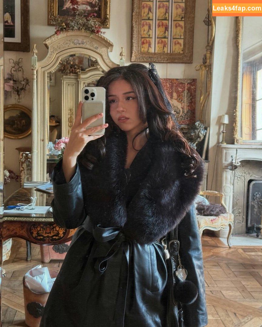 imane... / imane / pokimane leaked photo photo #0009