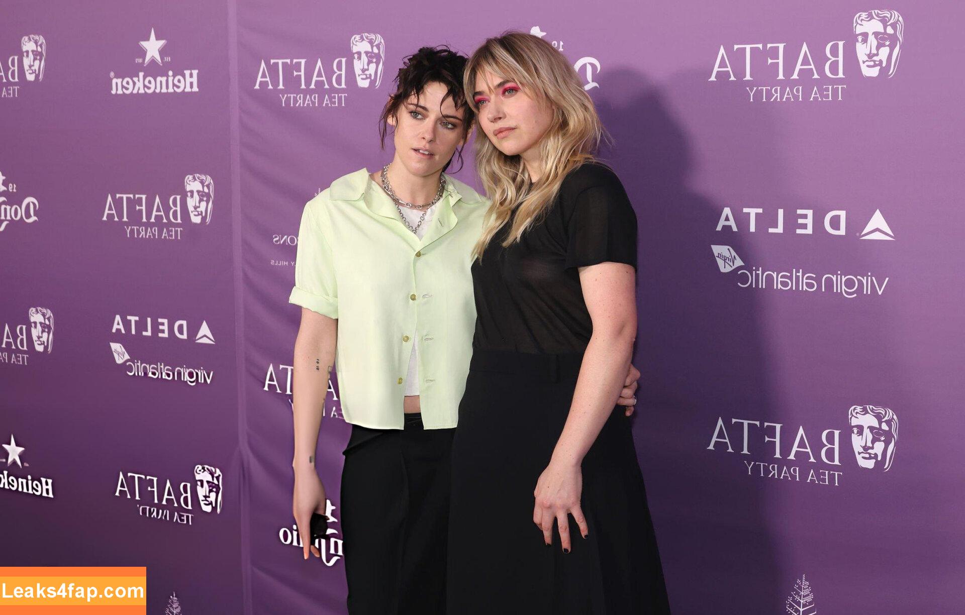 Imogen Poots / impoots leaked photo photo #0062