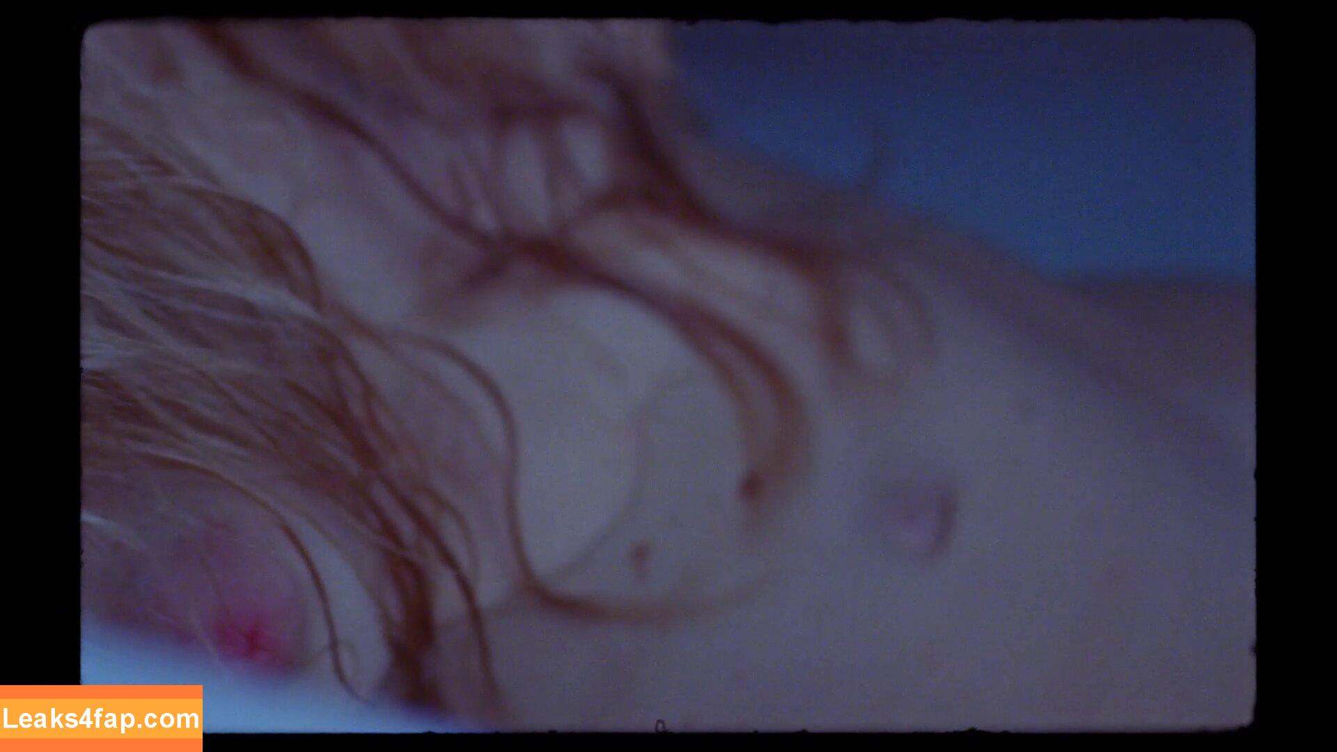 Imogen Poots / impoots leaked photo photo #0132