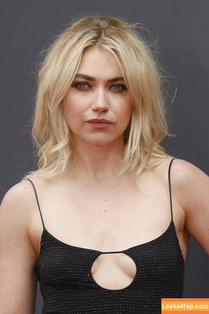 Imogen Poots photo #0048