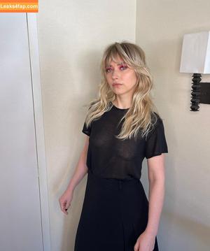 Imogen Poots photo #0085