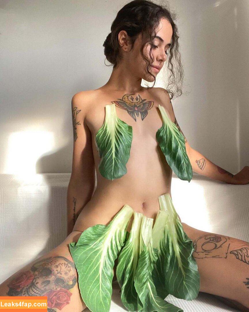 Imponderabile / Giulia zinato / imponderabile_ leaked photo photo #0010