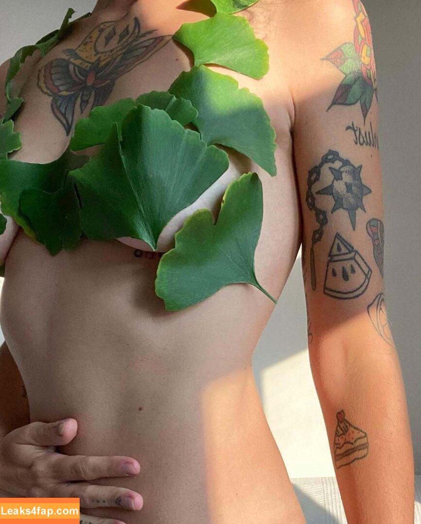 Imponderabile / Giulia zinato / imponderabile_ leaked photo photo #0022