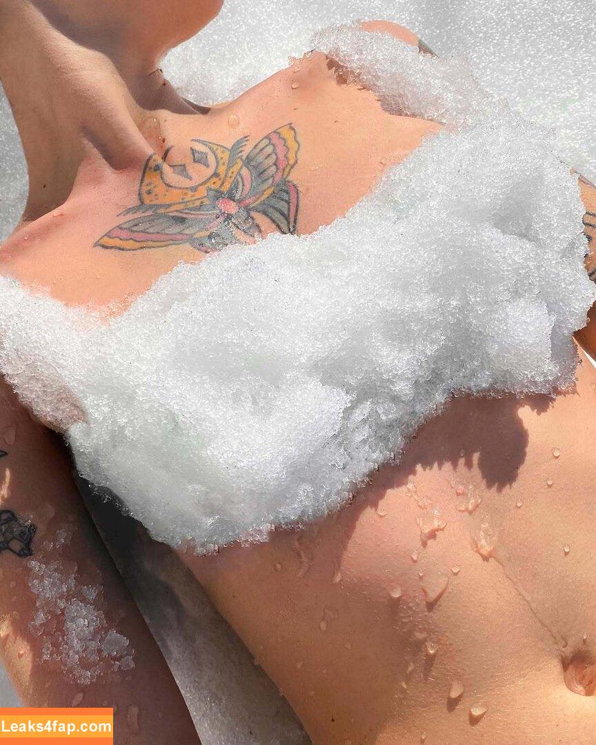 Imponderabile / Giulia zinato / imponderabile_ leaked photo photo #0028