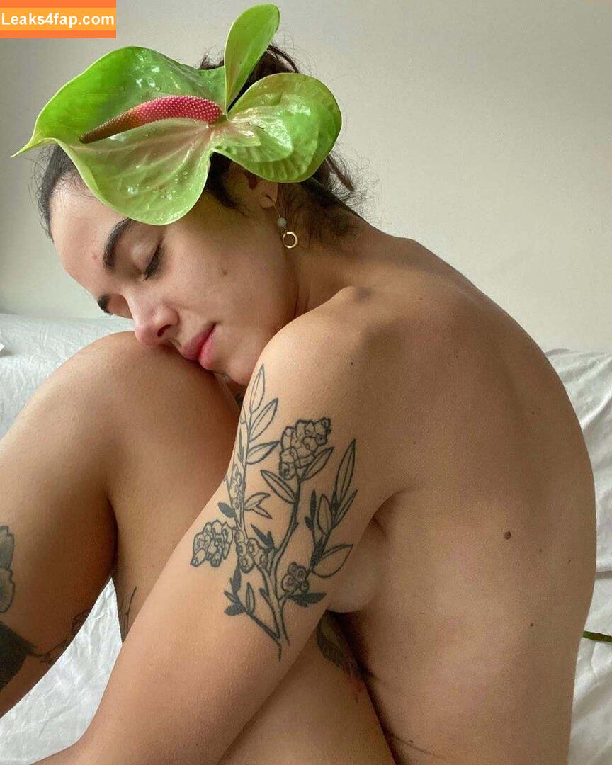 Imponderabile / Giulia zinato / imponderabile_ leaked photo photo #0035