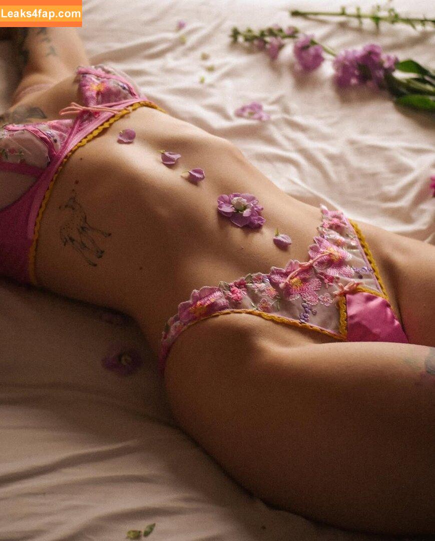 Imponderabile / Giulia zinato / imponderabile_ leaked photo photo #0038