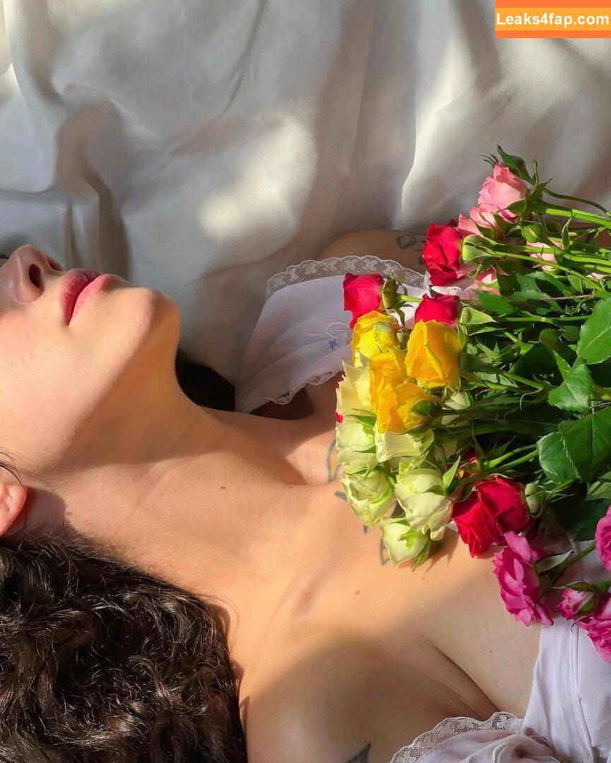 Imponderabile / Giulia zinato / imponderabile_ leaked photo photo #0040