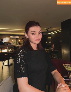 Imsha Rehman photo #0013
