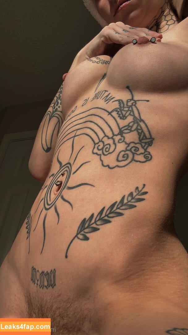 inbedwithbambi / https: / nakedrainbows leaked photo photo #0195