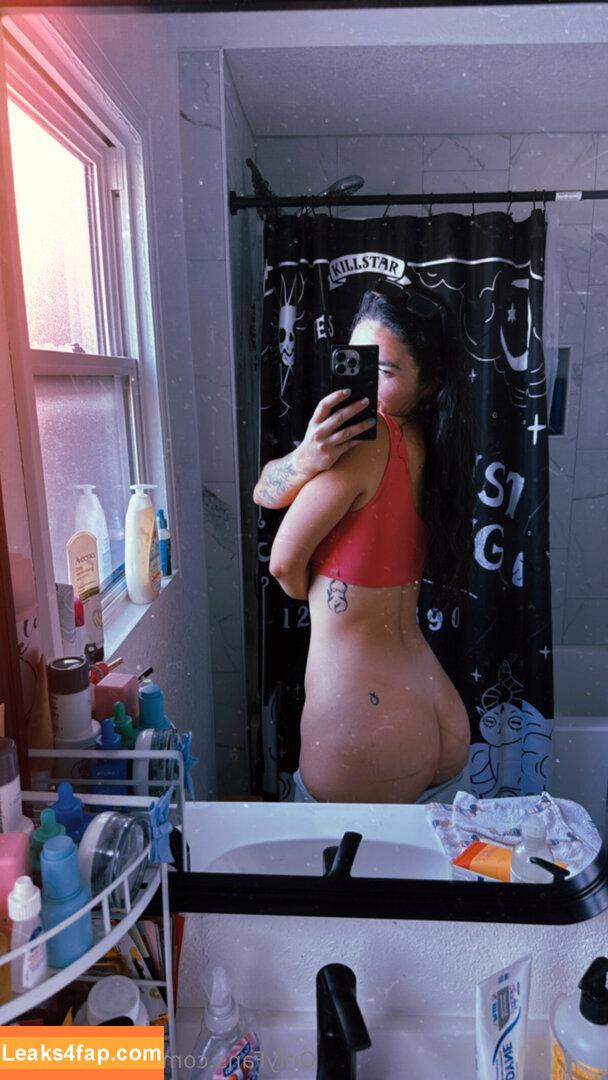 inbedwithlexi /  leaked photo photo #0011