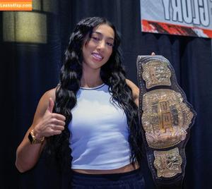 Indi Hartwell photo #0236