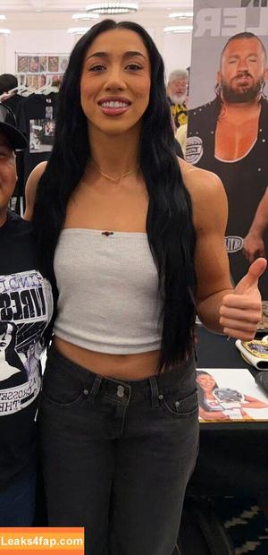 Indi Hartwell photo #0237